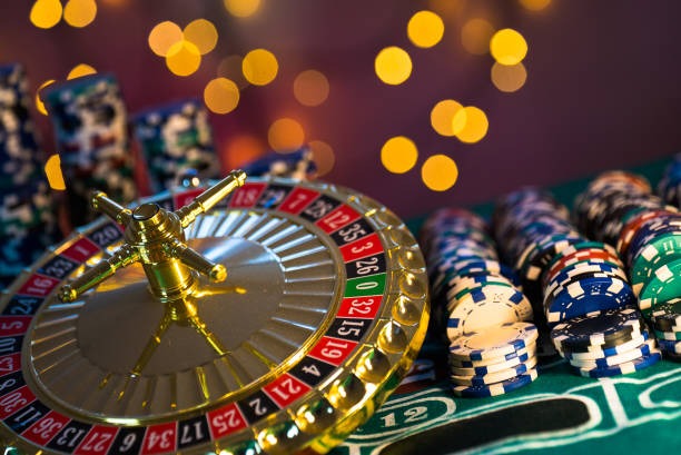 olxtoto daftar mobile app interface showing live-dealer tables and sportsbook markets